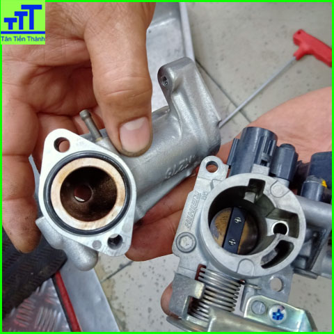 dung dịch vệ sinh họng ga 3t dung dịch vệ sinh họng ga 3t